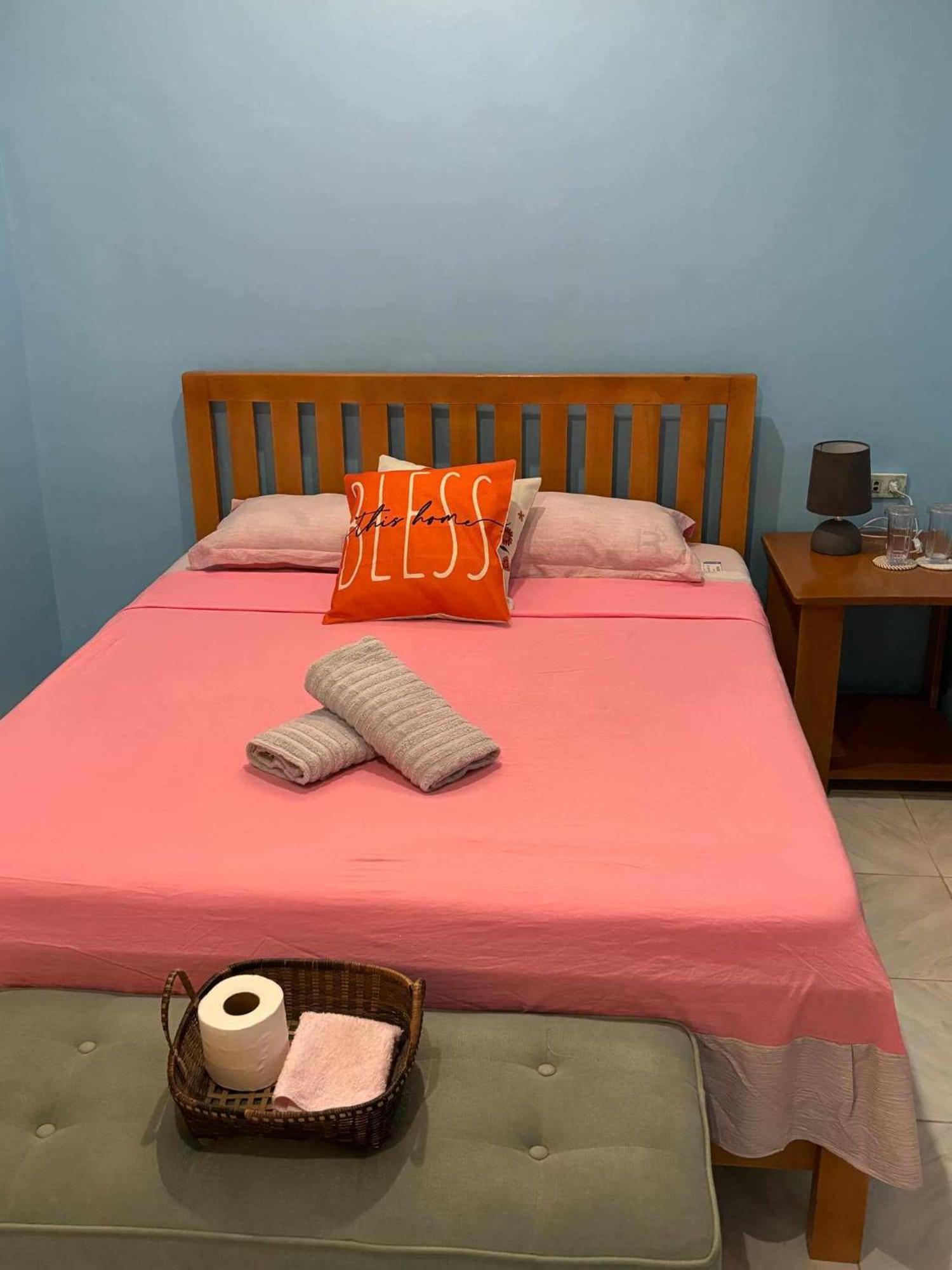Andresas Homestay 로복 외부 사진