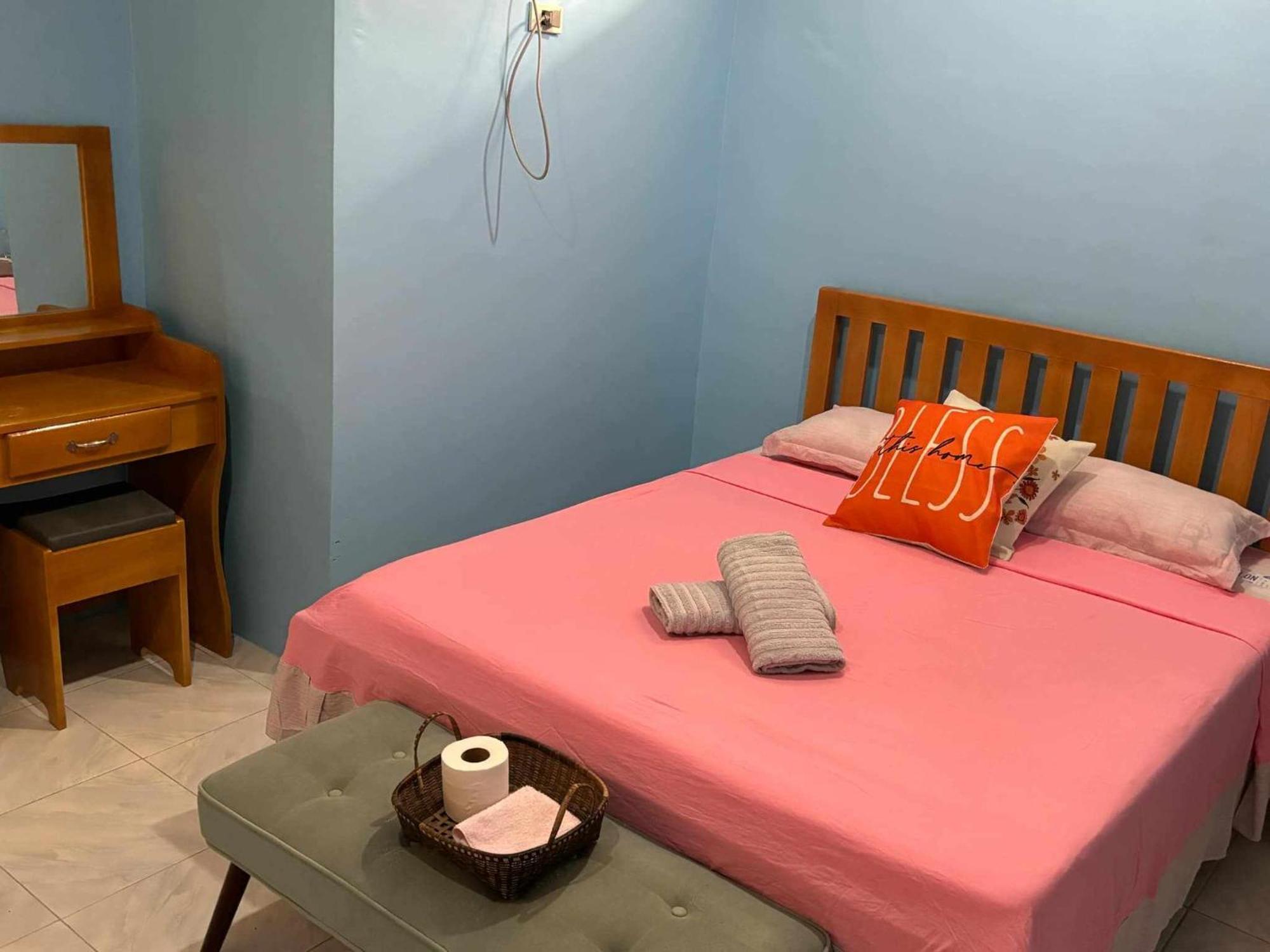 Andresas Homestay 로복 외부 사진