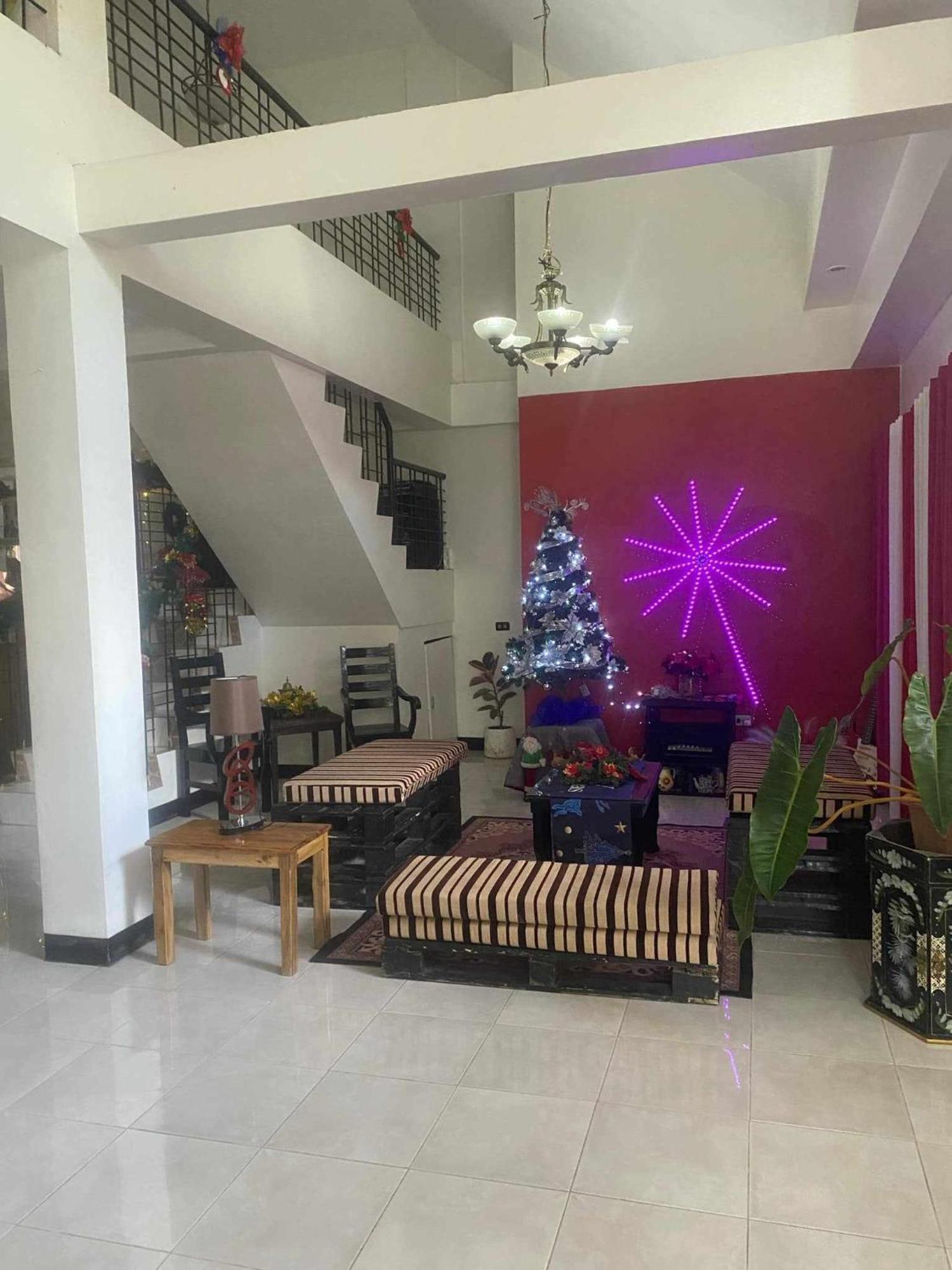 Andresas Homestay 로복 외부 사진