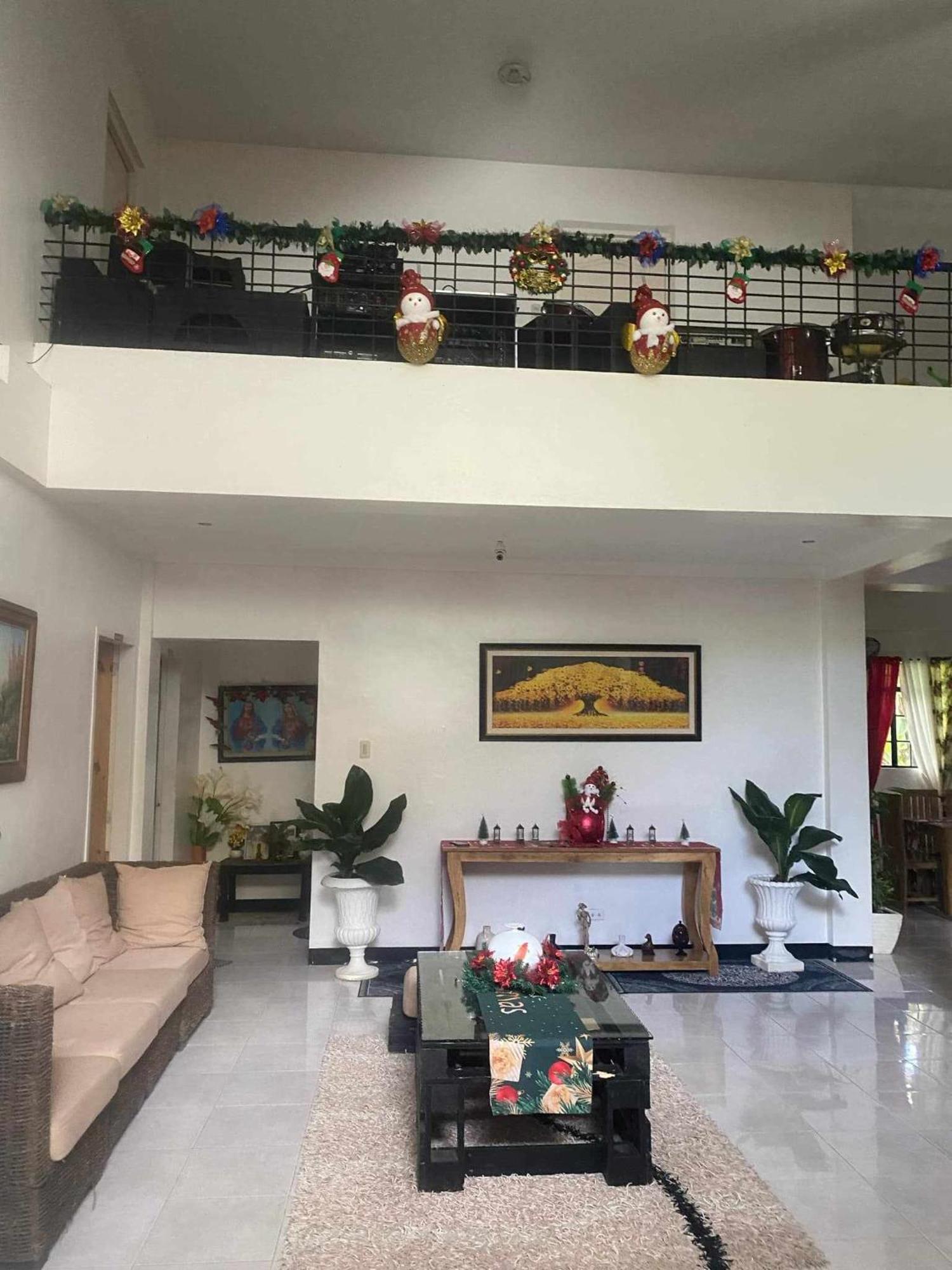 Andresas Homestay 로복 외부 사진