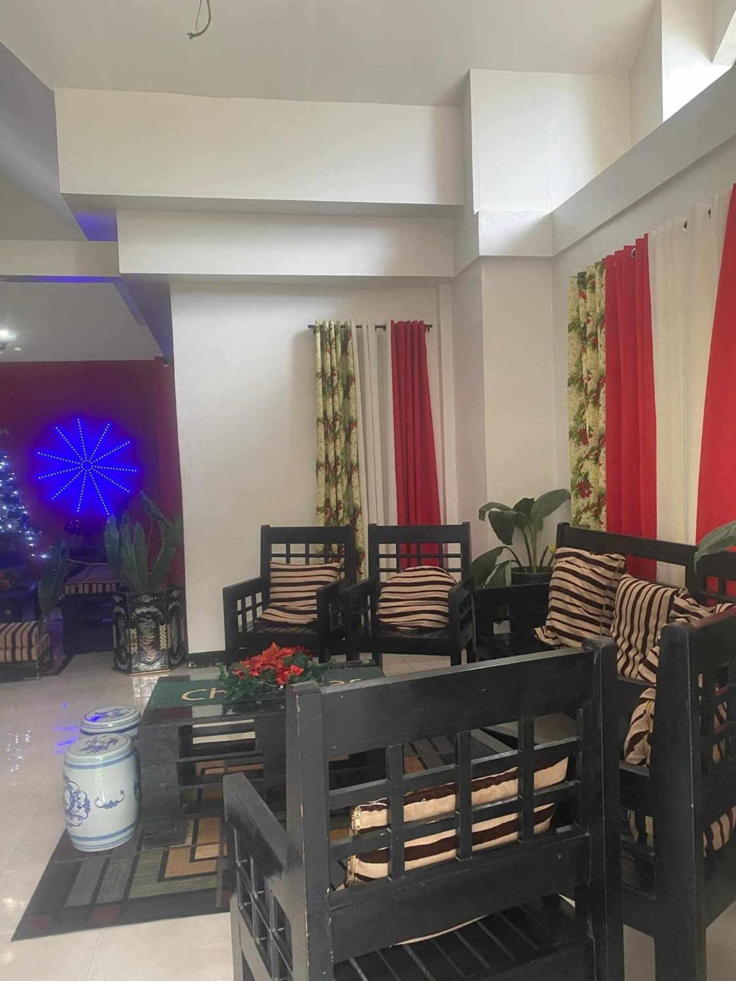 Andresas Homestay 로복 외부 사진