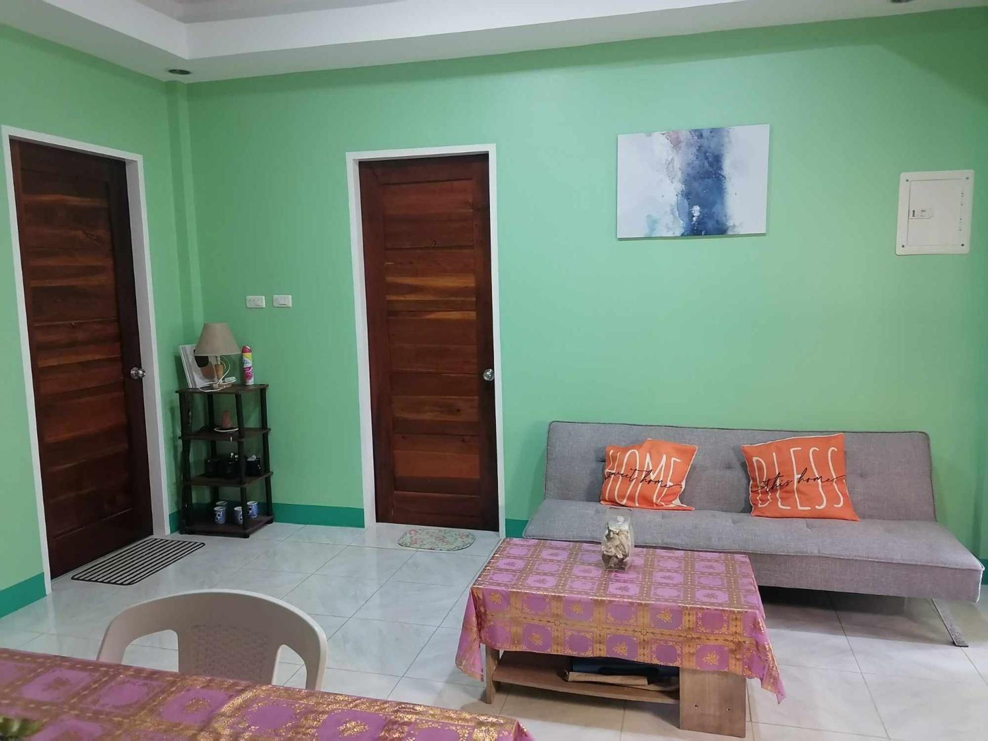 Andresas Homestay 로복 외부 사진