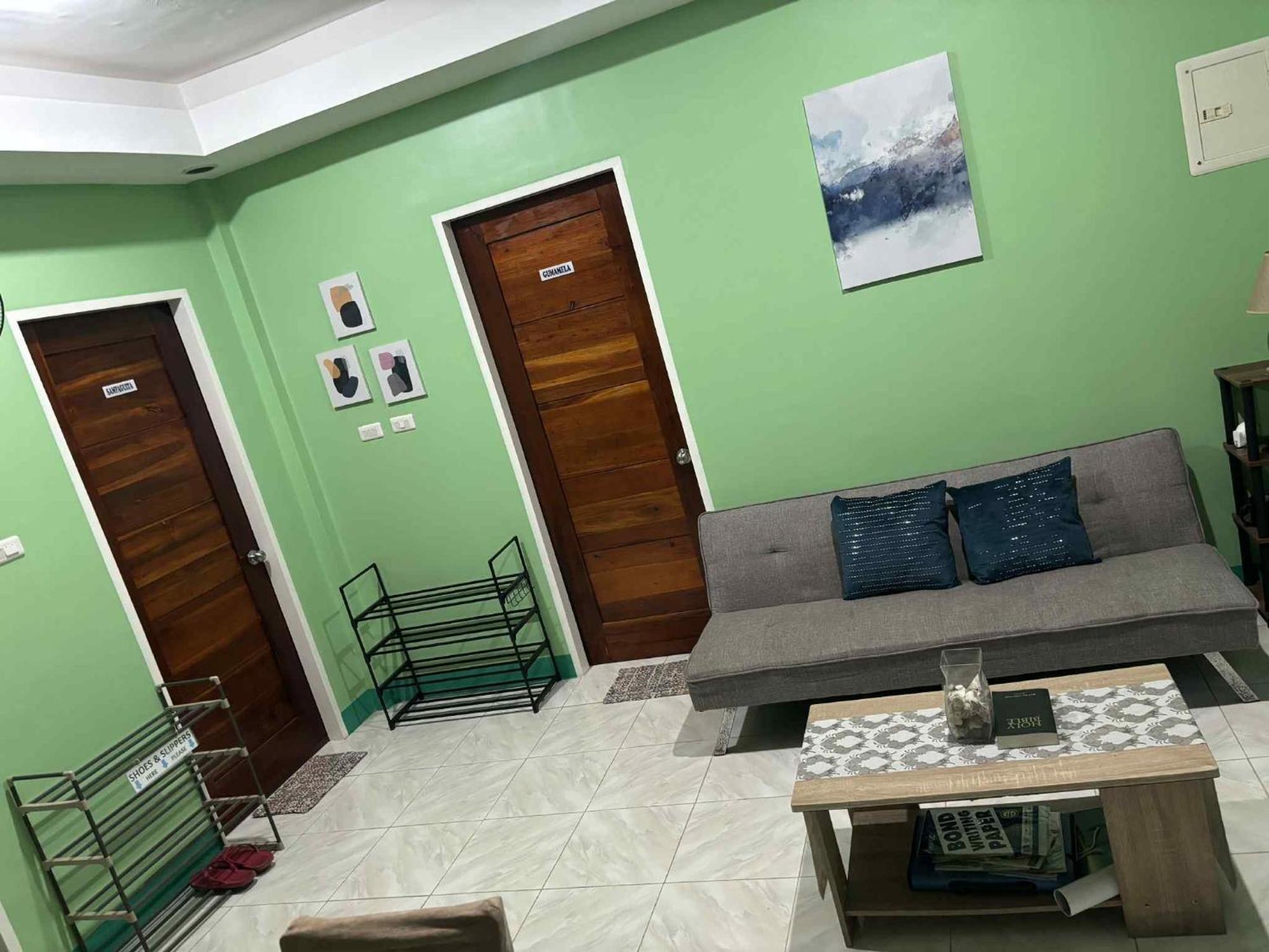 Andresas Homestay 로복 외부 사진