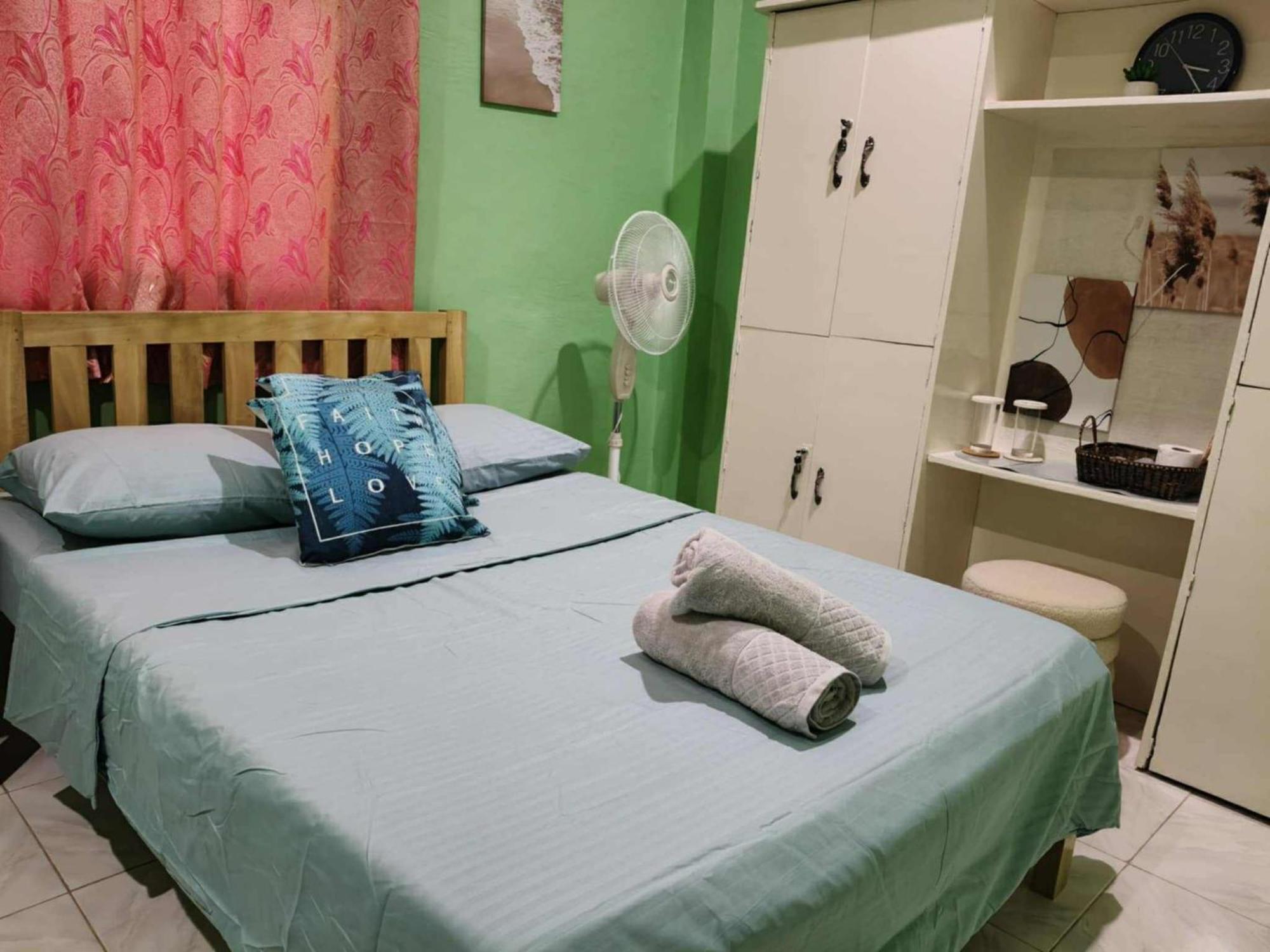 Andresas Homestay 로복 외부 사진